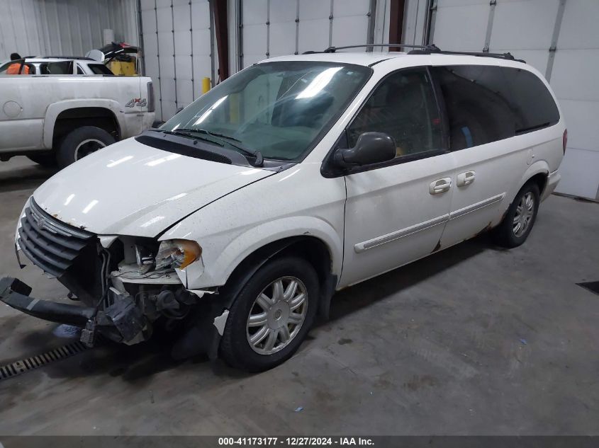 2005 Chrysler Town & Country Touring VIN: 2C4GP54L95R313752 Lot: 41173177