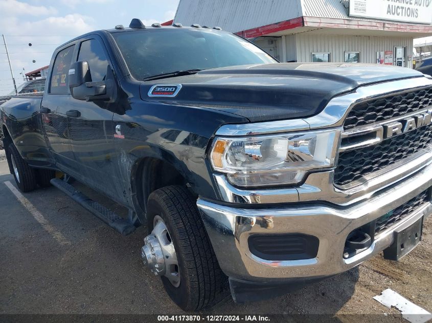 2024 Ram 3500 Tradesman 4X4 8' Box VIN: 3C63RRGL1RG290403 Lot: 41173870