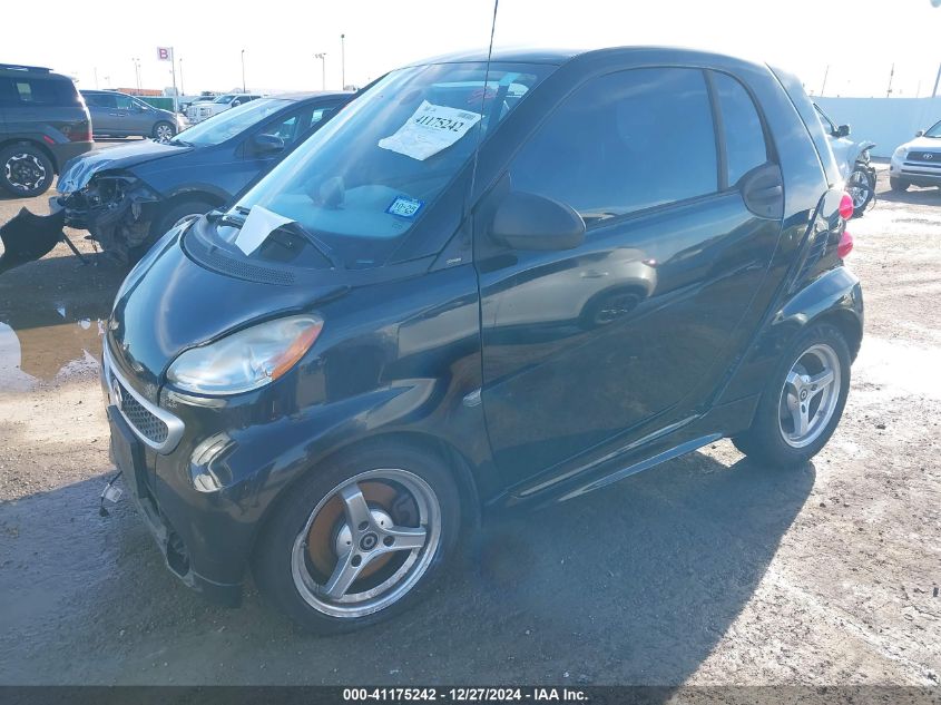 2013 Smart Fortwo Passion/Pure VIN: WMEEJ3BA8DK593502 Lot: 41175242