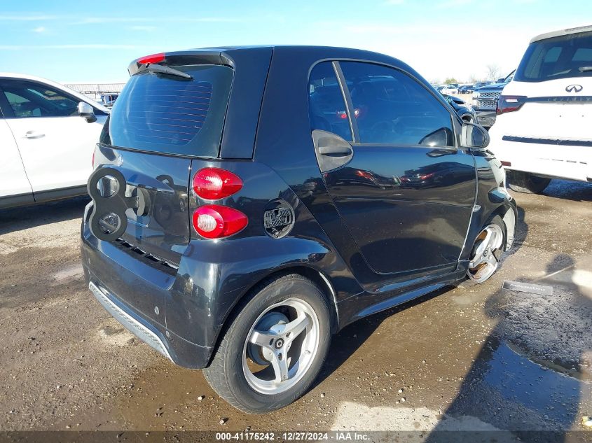 2013 Smart Fortwo Passion/Pure VIN: WMEEJ3BA8DK593502 Lot: 41175242