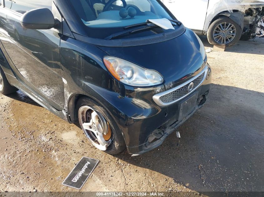 2013 Smart Fortwo Passion/Pure VIN: WMEEJ3BA8DK593502 Lot: 41175242