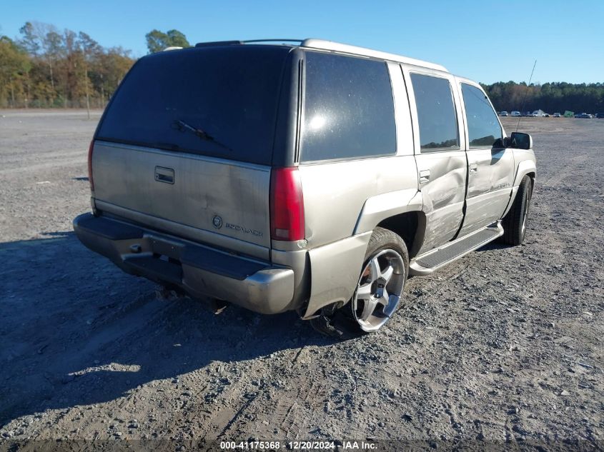 1999 Cadillac Escalade Standard VIN: 1GYEK13R7XR409130 Lot: 41175368