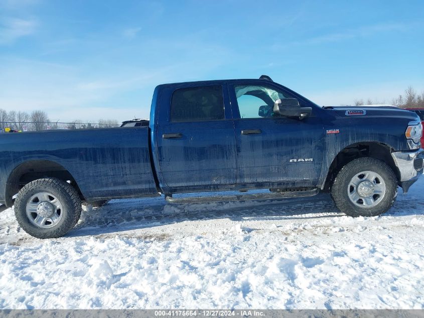 2022 Ram 3500 Tradesman 4X4 8' Box VIN: 3C63R3GJ7NG121721 Lot: 41175664