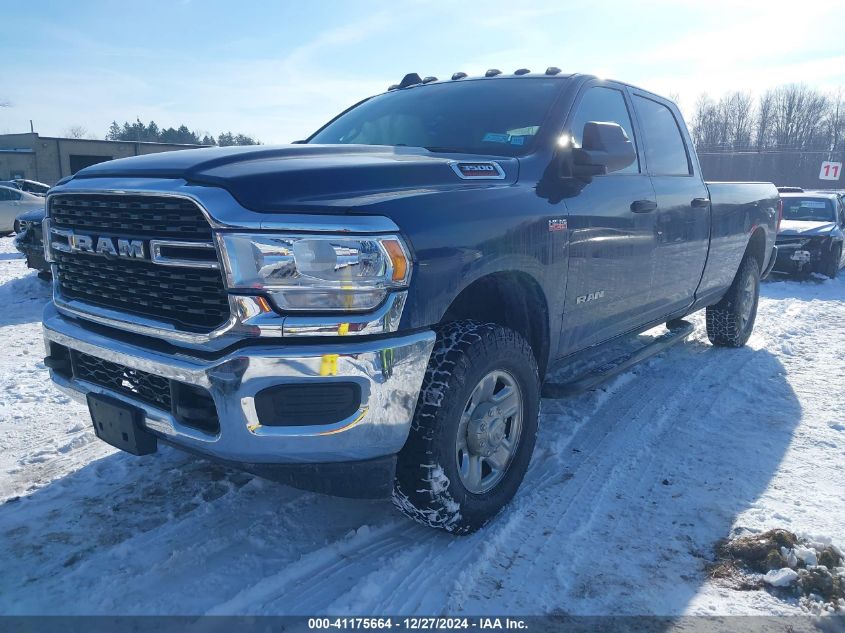 2022 Ram 3500 Tradesman 4X4 8' Box VIN: 3C63R3GJ7NG121721 Lot: 41175664