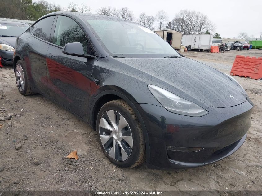 2024 Tesla Model Y Long Range Dual Motor All-Wheel Drive VIN: 7SAYGAEE3RF020253 Lot: 41176413