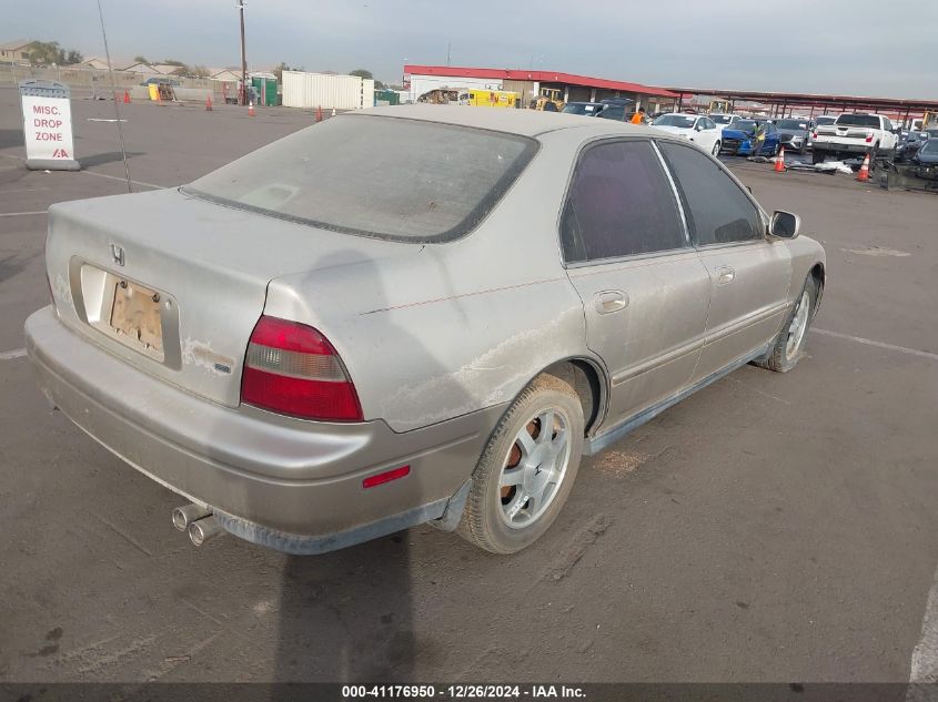 1995 Honda Accord Ex VIN: 1HGCD5666SA120975 Lot: 41176950