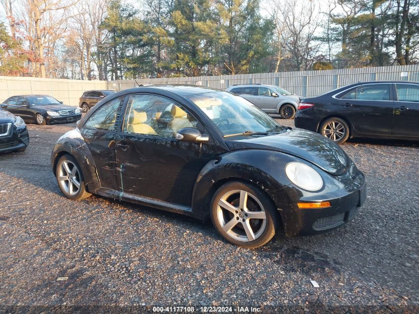 2010 Volkswagen New Beetle 2.5L VIN: 3VWRG3AG9AM013681 Lot: 41177108