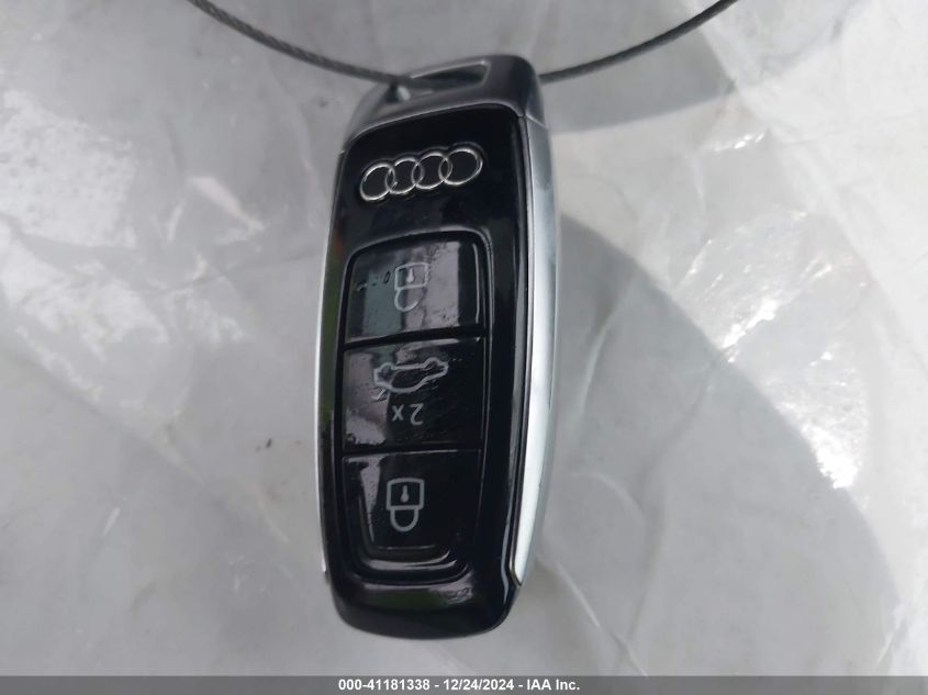 2022 Audi E-Tron Premium Plus Quattro VIN: WA1LAAGE5NB022695 Lot: 41181338