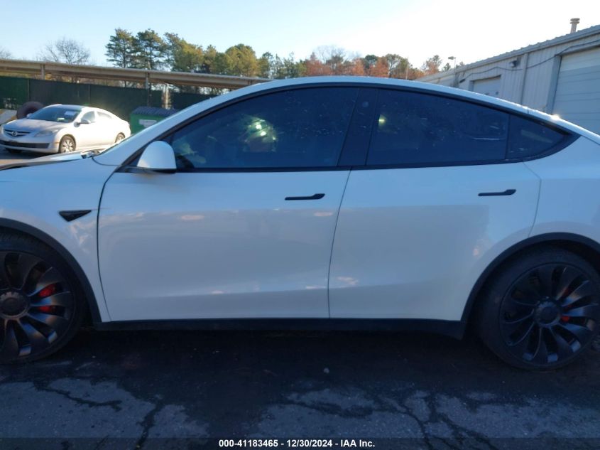 2022 Tesla Model Y Performance Dual Motor All-Wheel Drive VIN: 7SAYGDEF1NF399015 Lot: 41183465