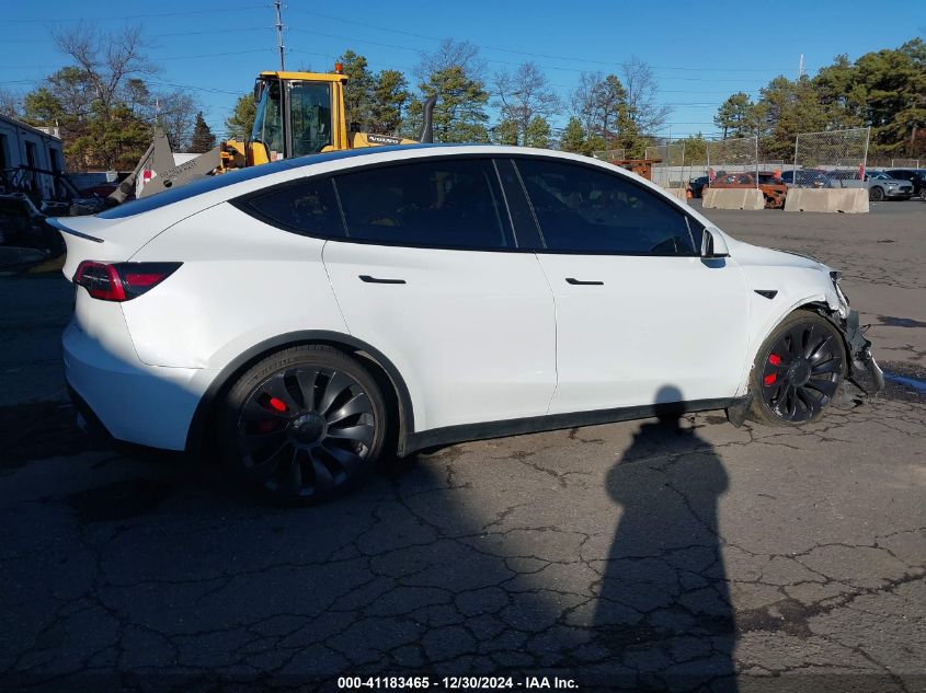 2022 Tesla Model Y Performance Dual Motor All-Wheel Drive VIN: 7SAYGDEF1NF399015 Lot: 41183465