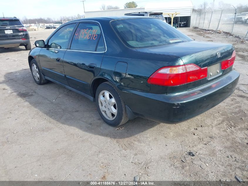 2000 Honda Accord 2.3 Se VIN: JHMCG6696YC017413 Lot: 41185676