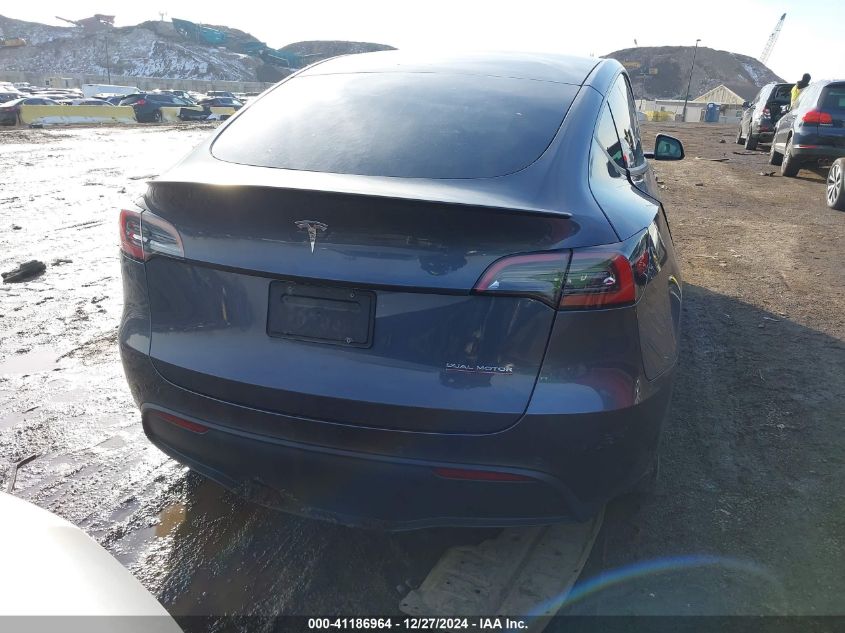 2022 Tesla Model Y Performance Dual Motor All-Wheel Drive VIN: 7SAYGDEF2NF446035 Lot: 41186964