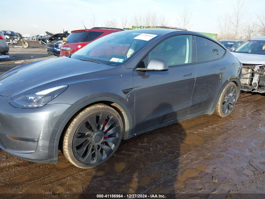 2022 Tesla Model Y Performance Dual Motor All-Wheel Drive VIN: 7SAYGDEF2NF446035 Lot: 41186964