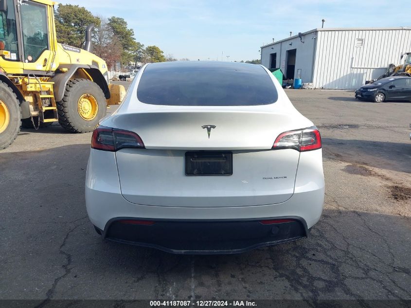 2023 Tesla Model Y Awd/Long Range Dual Motor All-Wheel Drive VIN: 7SAYGDEE2PA155638 Lot: 41187087