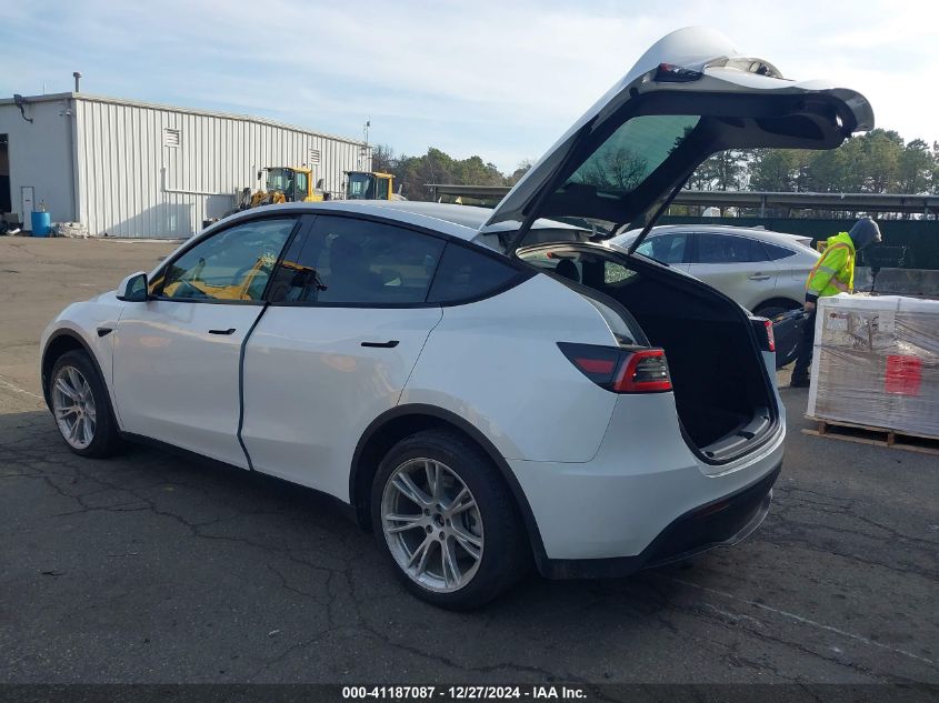 2023 Tesla Model Y Awd/Long Range Dual Motor All-Wheel Drive VIN: 7SAYGDEE2PA155638 Lot: 41187087