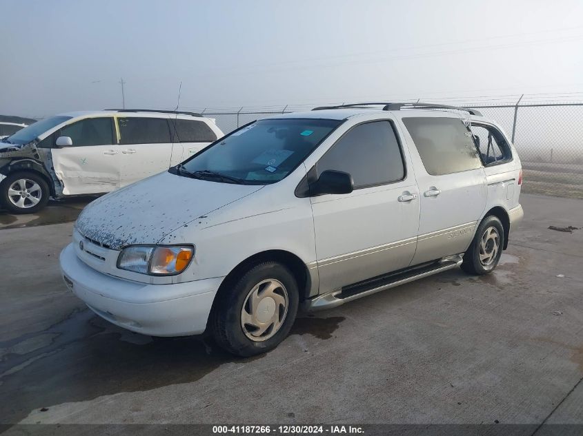 2000 Toyota Sienna Le/Xle VIN: 4T3ZF13C6YU270701 Lot: 41187266