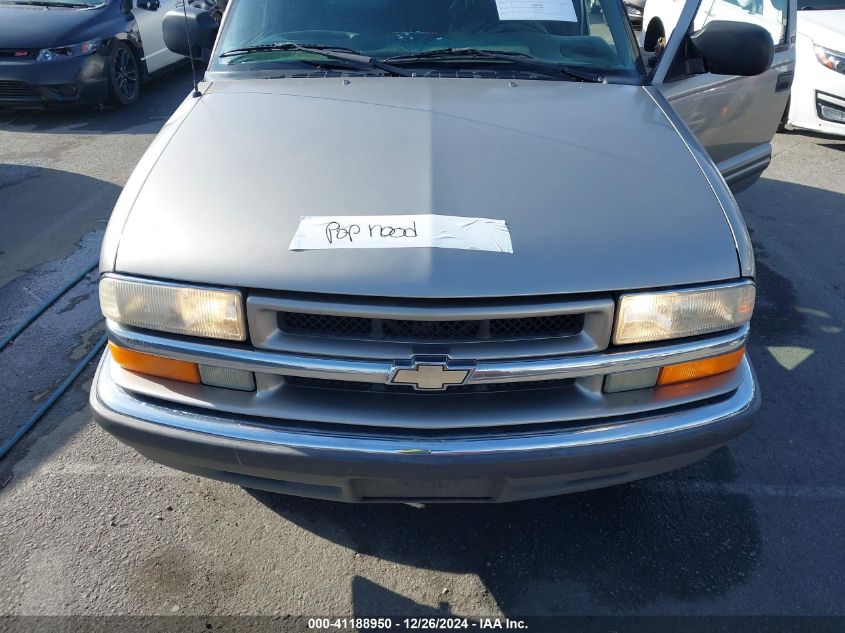 2001 Chevrolet Blazer Lt VIN: 1GNCS13W312125925 Lot: 41188950