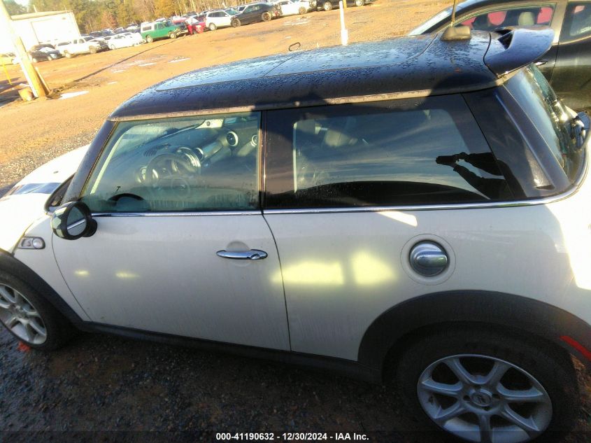 2008 Mini Cooper VIN: WMWMF73508TV33344 Lot: 41190632