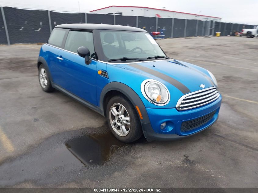 2011 Mini Cooper VIN: WMWSU3C52BT253082 Lot: 41190947