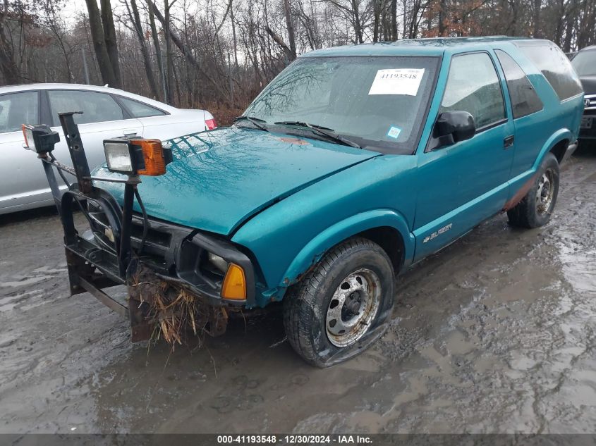 1996 Chevrolet Blazer VIN: 1GNCT18WXTK143881 Lot: 41193548