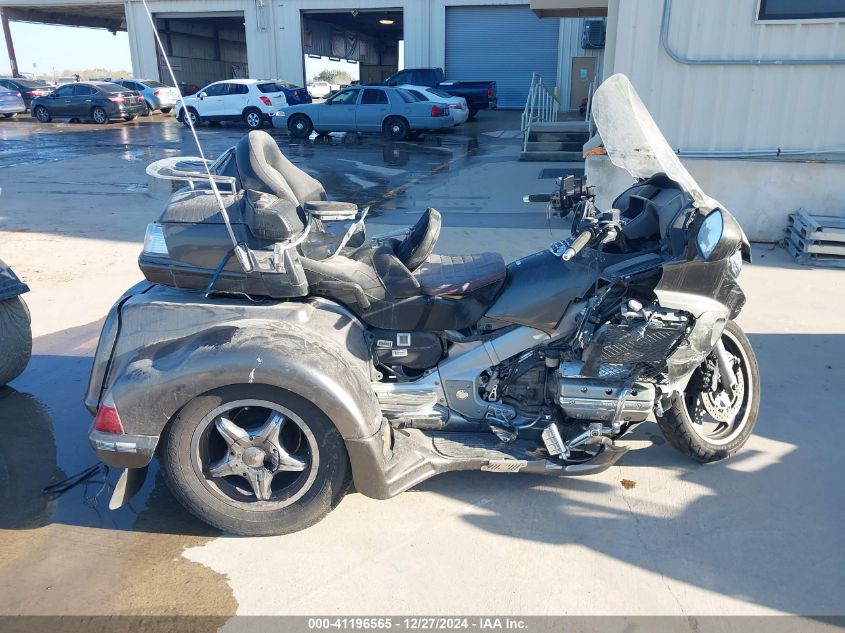 2010 Honda Gl1800 VIN: 1HFSC47H6AA900440 Lot: 41196565