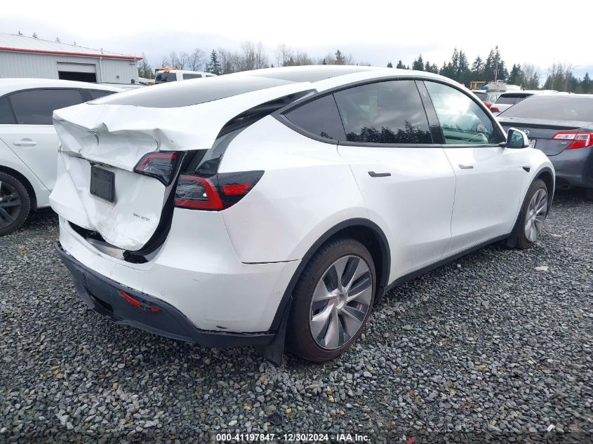 2022 Tesla Model Y Long Range Dual Motor All-Wheel Drive VIN: 7SAYGDEE3NF428795 Lot: 41197847