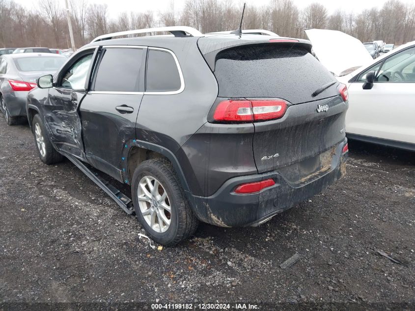 2017 Jeep Cherokee Latitude 4X4 VIN: 1C4PJMCS3HW589358 Lot: 41199182