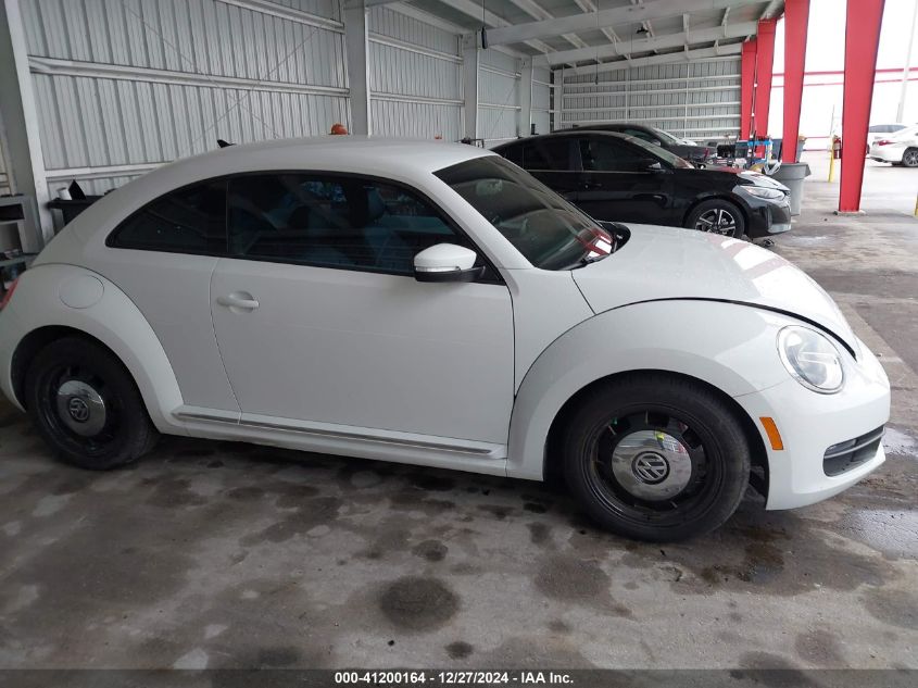 2015 Volkswagen Beetle 1.8T VIN: 3VWJ17ATXFM642182 Lot: 41200164