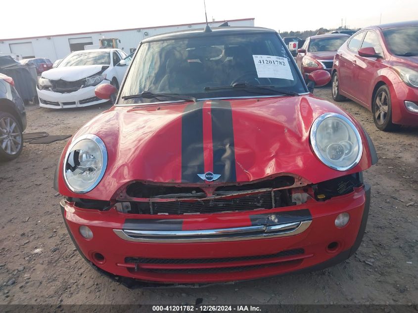 2008 Mini Cooper VIN: WMWRF33578TF68318 Lot: 41201782