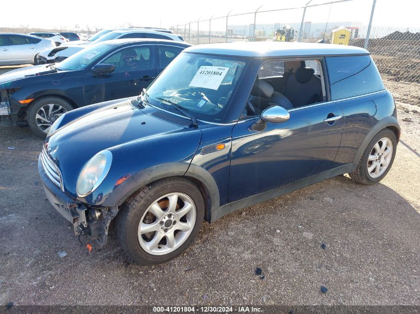 2006 Mini Cooper VIN: WMWRC33506TK17804 Lot: 41201804