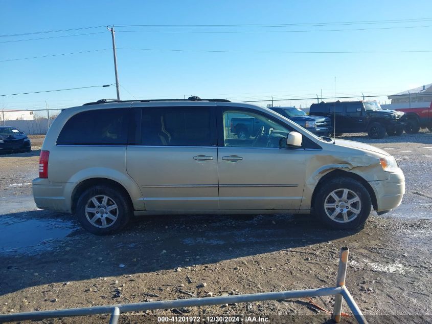 2010 Chrysler Town & Country Touring VIN: 2A4RR5DX0AR442408 Lot: 41201972