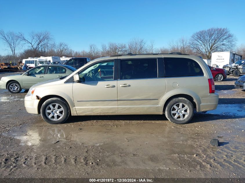 2010 Chrysler Town & Country Touring VIN: 2A4RR5DX0AR442408 Lot: 41201972