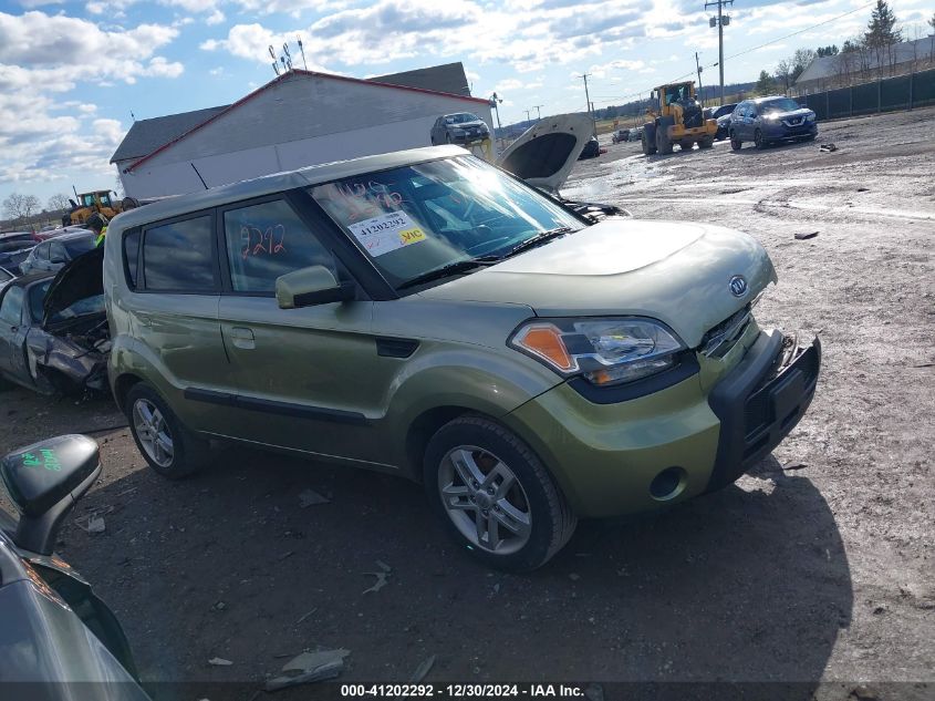 2010 Kia Soul + VIN: KNDJT2A26A7118313 Lot: 41202292