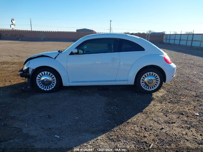 2013 Volkswagen Beetle 2.5L VIN: 3VWJX7AT3DM660437 Lot: 41202697