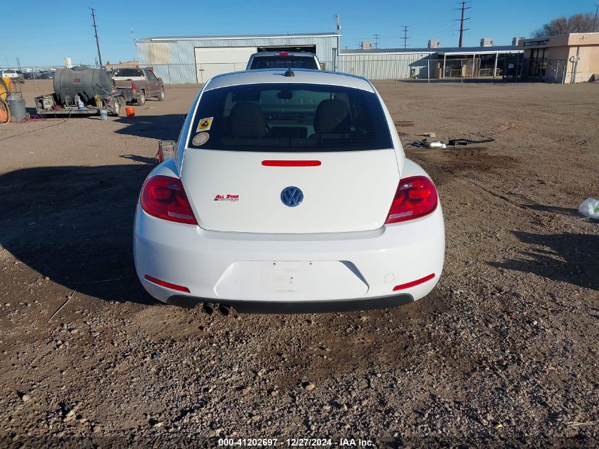 2013 Volkswagen Beetle 2.5L VIN: 3VWJX7AT3DM660437 Lot: 41202697