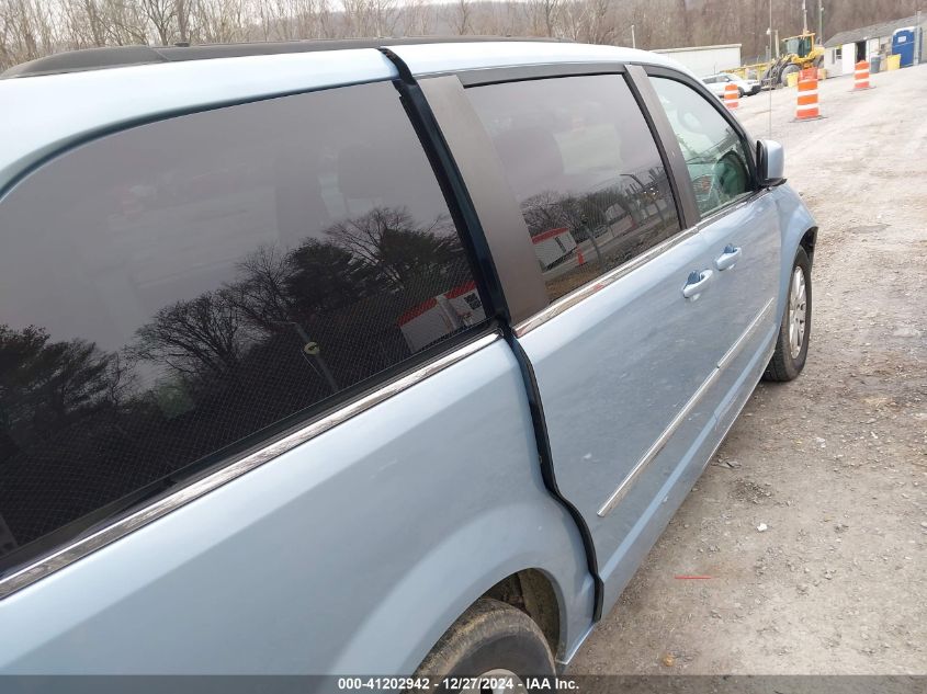 2013 Chrysler Town & Country Touring VIN: 2C4RC1BG0DR589089 Lot: 41202942