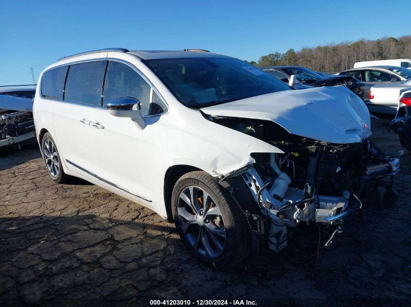 2017 Chrysler Pacifica Limited VIN: 2C4RC1GG5HR812712 Lot: 41203010