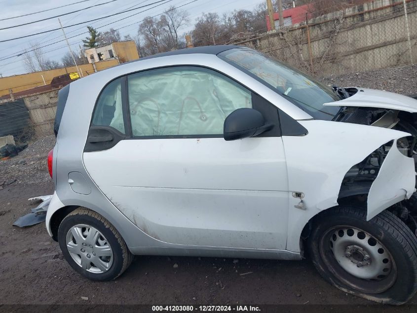 2016 Smart Fortwo Passion/Prime/Proxy/Pure VIN: WMEFJ5DA3GK125999 Lot: 41203080