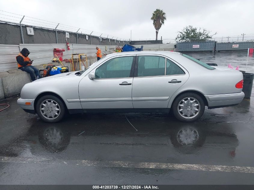 1997 Mercedes-Benz E 320 VIN: WDBJF55F5VJ035954 Lot: 41203739