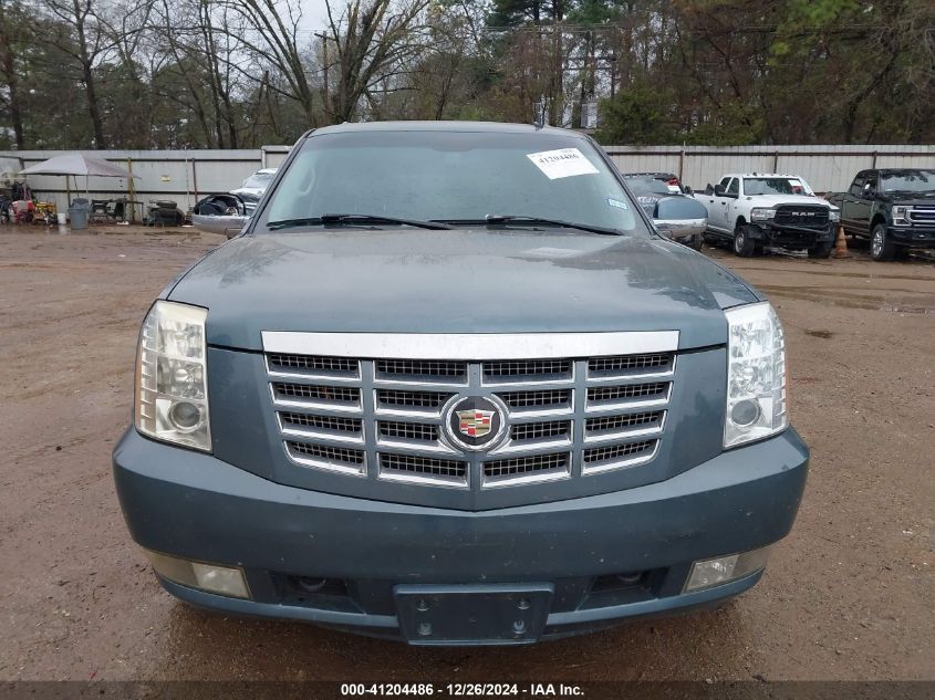 2008 Cadillac Escalade Standard VIN: 1GYEC63838R167052 Lot: 41204486