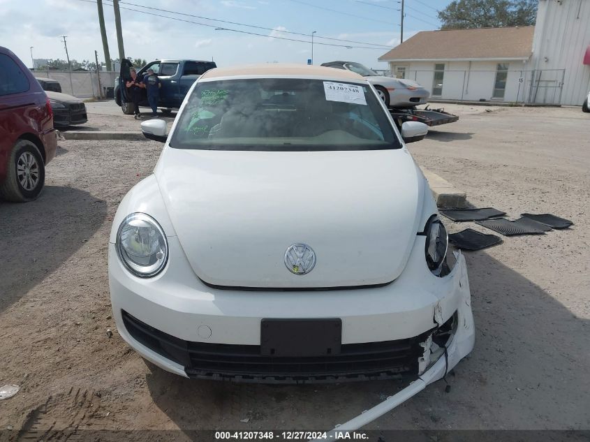 2013 Volkswagen Beetle 2.5L VIN: 3VW5P7AT4DM813845 Lot: 41207348