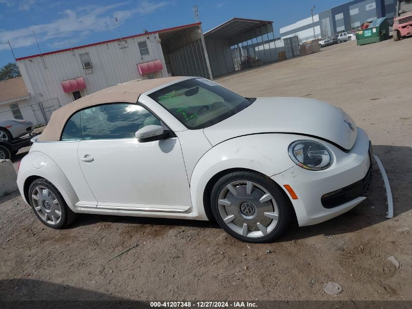 2013 Volkswagen Beetle 2.5L VIN: 3VW5P7AT4DM813845 Lot: 41207348