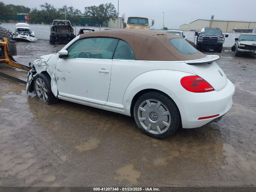 2013 Volkswagen Beetle 2.5L VIN: 3VW5P7AT4DM813845 Lot: 41207348