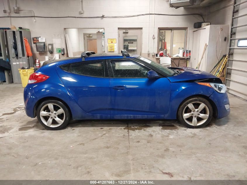 2014 Hyundai Veloster Base W/Black VIN: KMHTC6AD4EU196870 Lot: 41207663