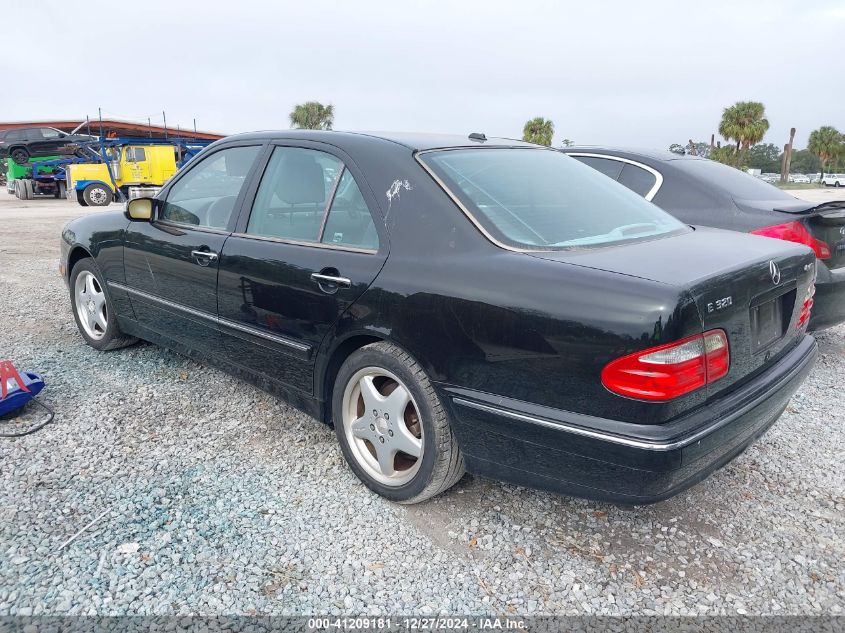 2000 Mercedes-Benz E 320 4Matic VIN: WDBJF82J7YX041427 Lot: 41209181