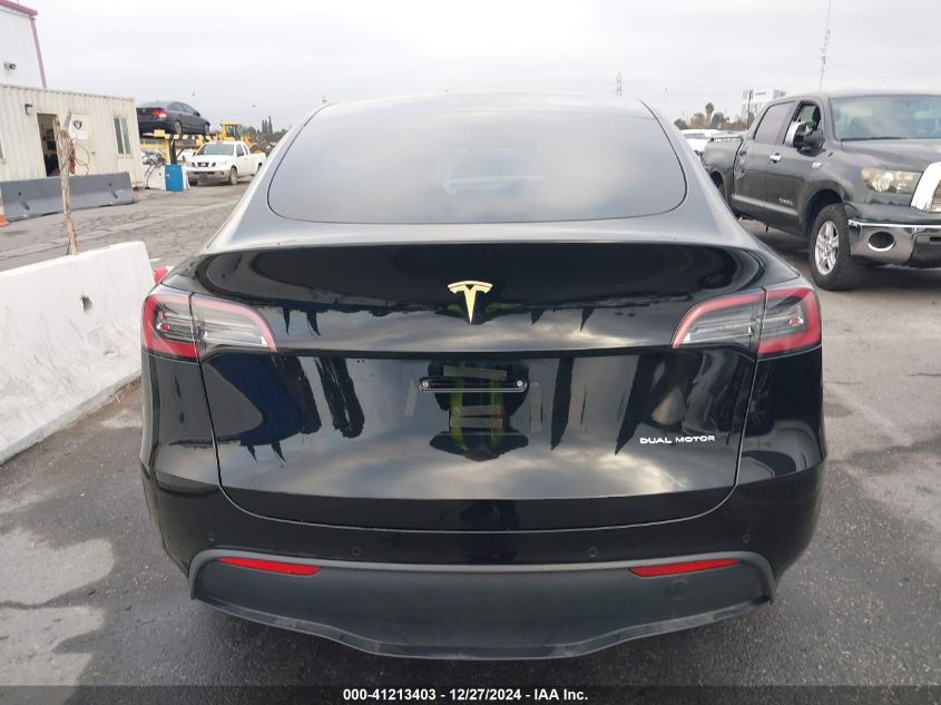 2023 Tesla Model Y Awd/Long Range Dual Motor All-Wheel Drive VIN: 7SAYGDEE2PA024032 Lot: 41213403