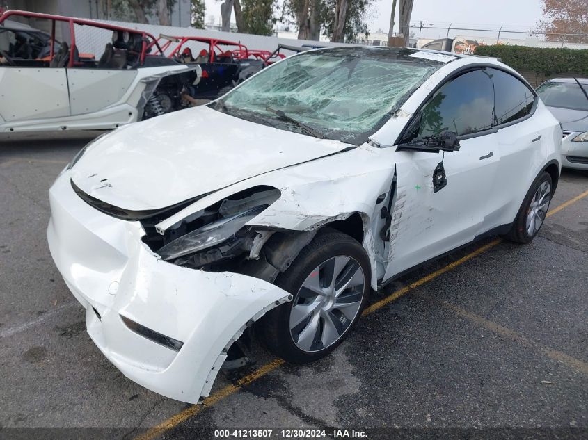 2024 Tesla Model Y Long Range Dual Motor All-Wheel Drive/Rwd VIN: 7SAYGDED7RF055354 Lot: 41213507