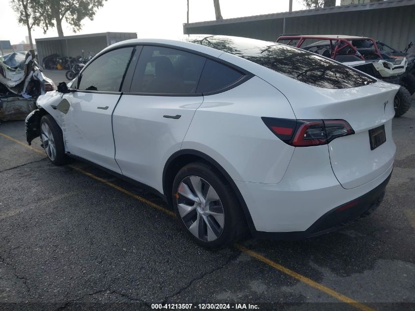 2024 Tesla Model Y Long Range Dual Motor All-Wheel Drive/Rwd VIN: 7SAYGDED7RF055354 Lot: 41213507