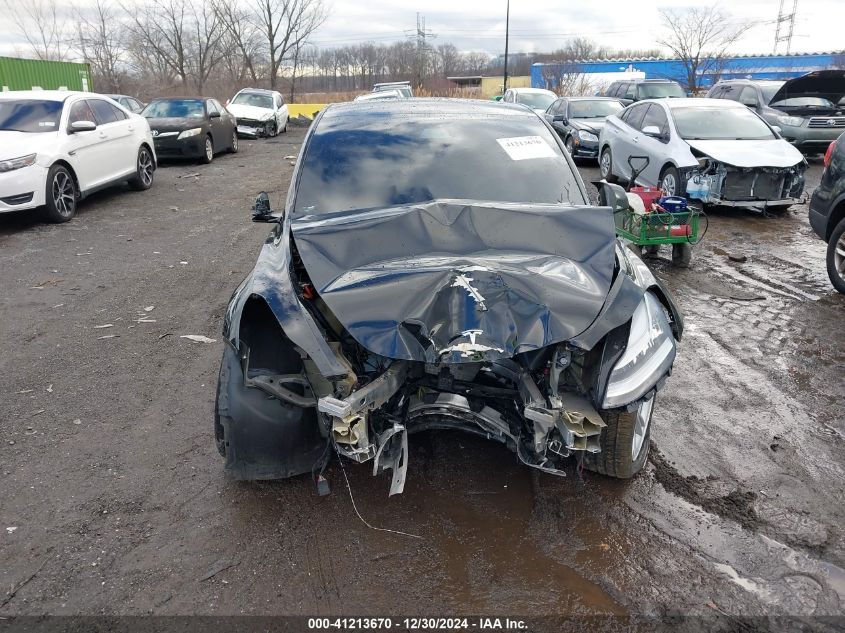 2021 Tesla Model Y VIN: 5YJYGDEEXMF121281 Lot: 41213670