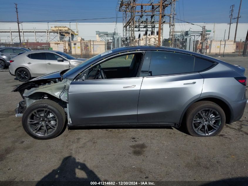 2024 Tesla Model Y Long Range Dual Motor All-Wheel Drive/Rwd VIN: 7SAYGDED5RF193622 Lot: 41214682